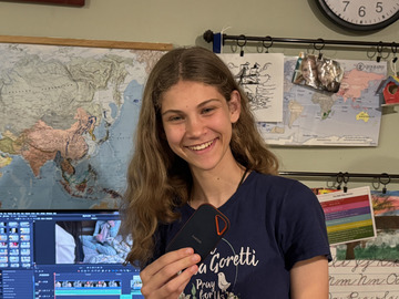 Big Sis behind the scenes photo 4