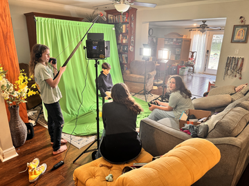 Big Sis behind the scenes photo 4